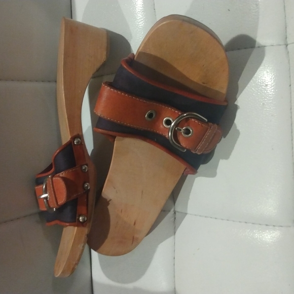 COACH Clogs - Picture 8 of 8